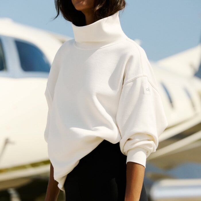 Hazy Mock Neck Pullover - Ivory