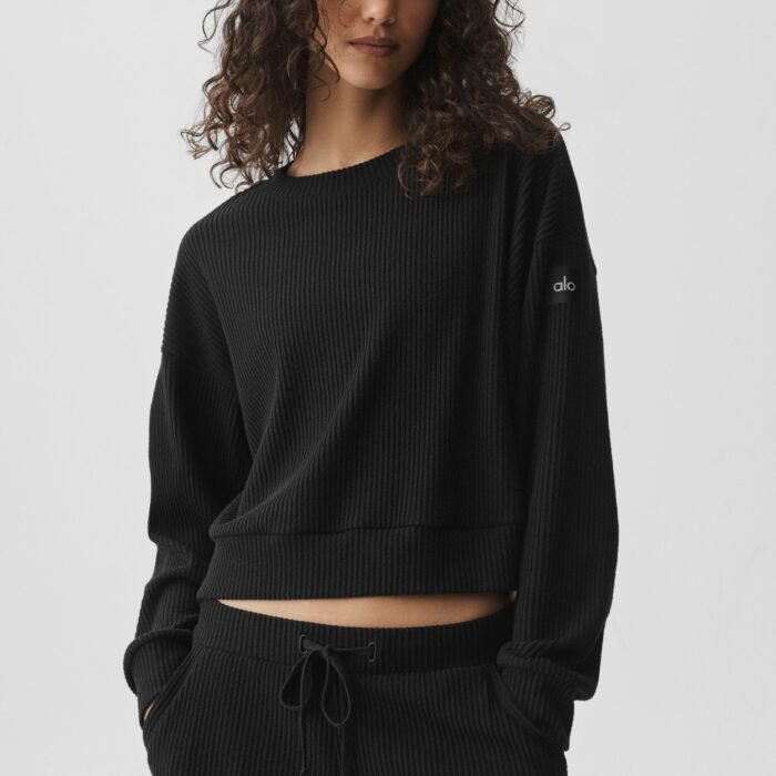 Muse Crew Neck Pullover - Black